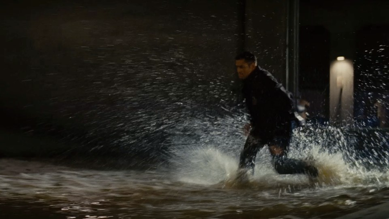Illustration for article titled Dark Knight Rises trailer screencaps show just how bad it gets for Bruce Wayne